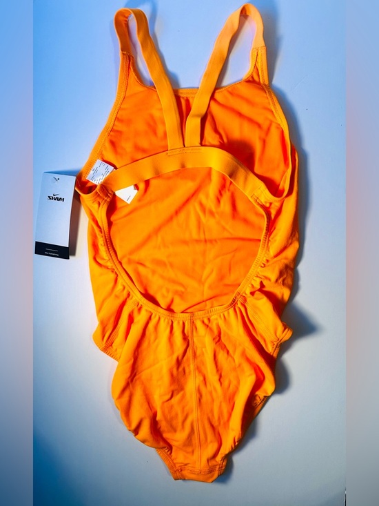 Nike Women’s Hydrastrong Orange Athletic One-Piece Size 8 Euro 34 - Picture 2 of 7